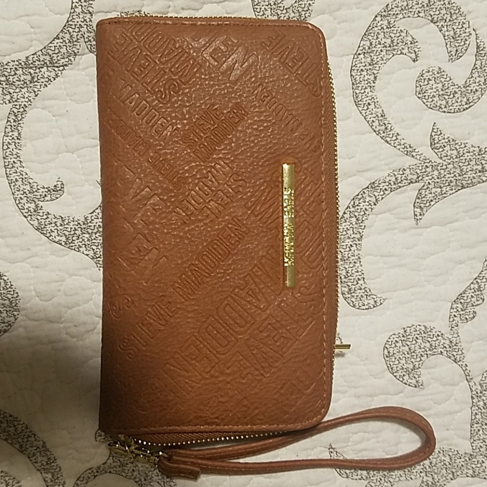 Steve madden brown wallet